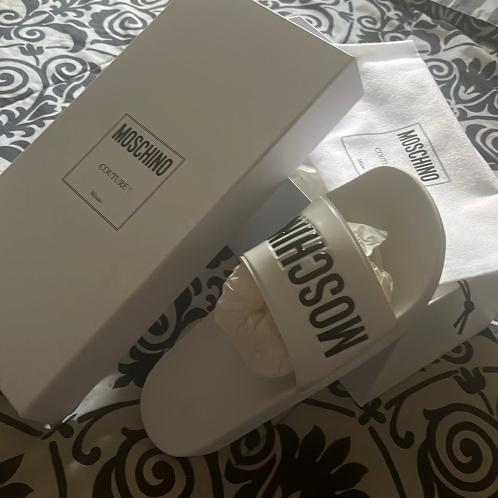 White Moschino Slides! Brand new! Size 40